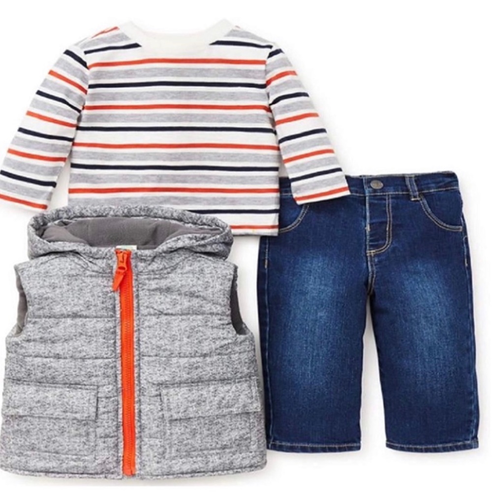 Adorable 3 piece puffer vest set.